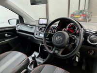 USED 2014 14 VOLKSWAGEN UP 1.0 Groove up! Hatchback 3dr Petrol Manual Euro 5 (75 ps) Fender Sound,Sat Nav,Low Miles,1 Previous Owner,Heated Seats