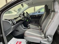 USED 2014 14 VOLKSWAGEN UP 1.0 Groove up! Hatchback 3dr Petrol Manual Euro 5 (75 ps) Fender Sound,Sat Nav,Low Miles,1 Previous Owner,Heated Seats