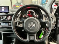 USED 2014 14 VOLKSWAGEN UP 1.0 Groove up! Hatchback 3dr Petrol Manual Euro 5 (75 ps) Fender Sound,Sat Nav,Low Miles,1 Previous Owner,Heated Seats