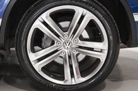 USED 2017 Y VOLKSWAGEN TOUAREG 3.0 V6 R-LINE PLUS TDI BLUEMOTION TECHNOLOGY 5d 259 BHP +HEATEDSEATS+RUNNINGBOARDS+