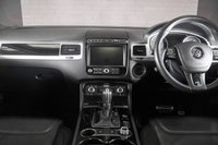 USED 2017 Y VOLKSWAGEN TOUAREG 3.0 V6 R-LINE PLUS TDI BLUEMOTION TECHNOLOGY 5d 259 BHP +HEATEDSEATS+RUNNINGBOARDS+
