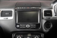 USED 2017 Y VOLKSWAGEN TOUAREG 3.0 V6 R-LINE PLUS TDI BLUEMOTION TECHNOLOGY 5d 259 BHP +HEATEDSEATS+RUNNINGBOARDS+