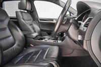 USED 2017 Y VOLKSWAGEN TOUAREG 3.0 V6 R-LINE PLUS TDI BLUEMOTION TECHNOLOGY 5d 259 BHP +HEATEDSEATS+RUNNINGBOARDS+