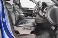 USED 2017 Y VOLKSWAGEN TOUAREG 3.0 V6 R-LINE PLUS TDI BLUEMOTION TECHNOLOGY 5d 259 BHP +HEATEDSEATS+RUNNINGBOARDS+