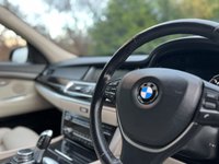 USED 2017 17 BMW 5 SERIES 3.0 535d Luxury Gran Turismo 5dr Panoramic Roof Heads Up Display