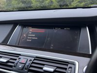 USED 2017 17 BMW 5 SERIES 3.0 535d Luxury Gran Turismo 5dr Panoramic Roof Heads Up Display