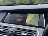 USED 2017 17 BMW 5 SERIES 3.0 535d Luxury Gran Turismo 5dr Panoramic Roof Heads Up Display