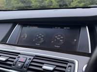 USED 2017 17 BMW 5 SERIES 3.0 535d Luxury Gran Turismo 5dr Panoramic Roof Heads Up Display