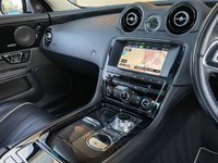 USED 2013 63 JAGUAR XJ 3.0 D V6 PORTFOLIO L 4d 275 BHP 