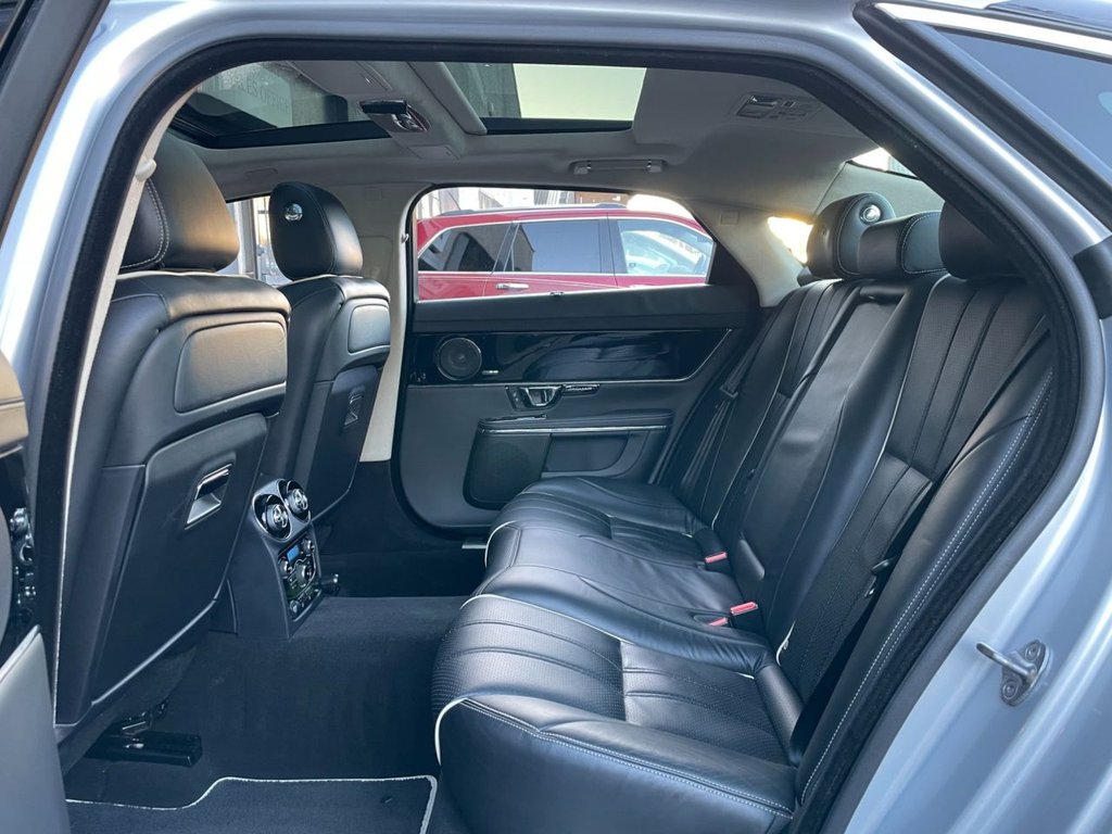 USED 2013 63 JAGUAR XJ 3.0 D V6 PORTFOLIO L 4d 275 BHP 