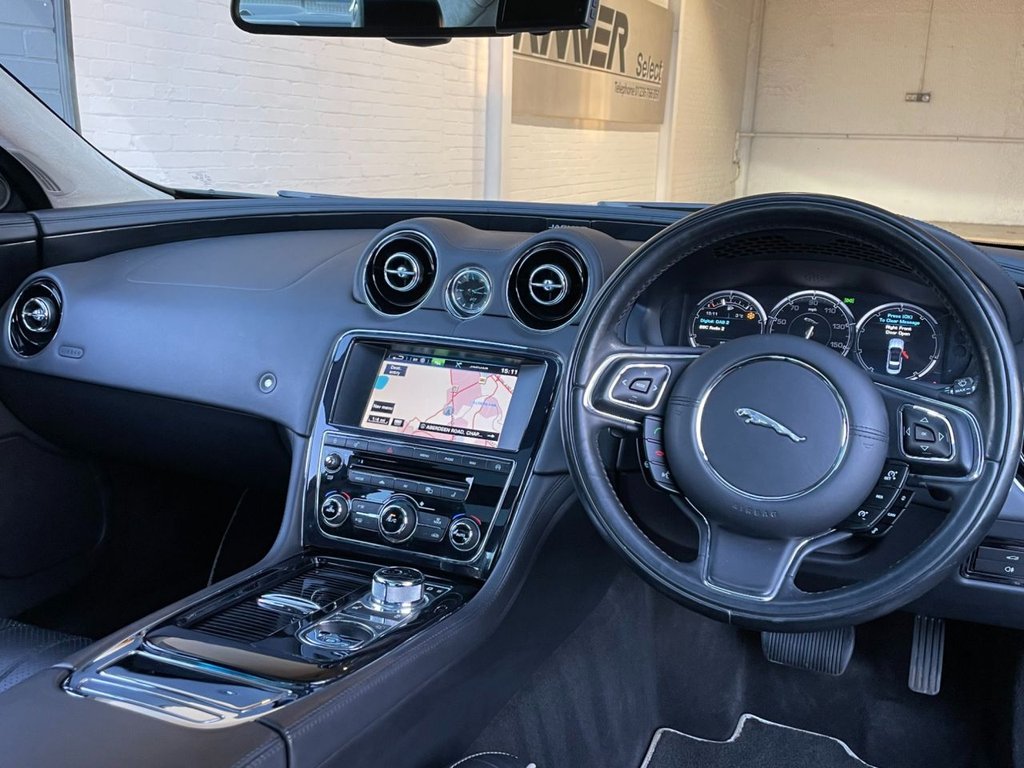 USED 2013 63 JAGUAR XJ 3.0 D V6 PORTFOLIO L 4d 275 BHP 