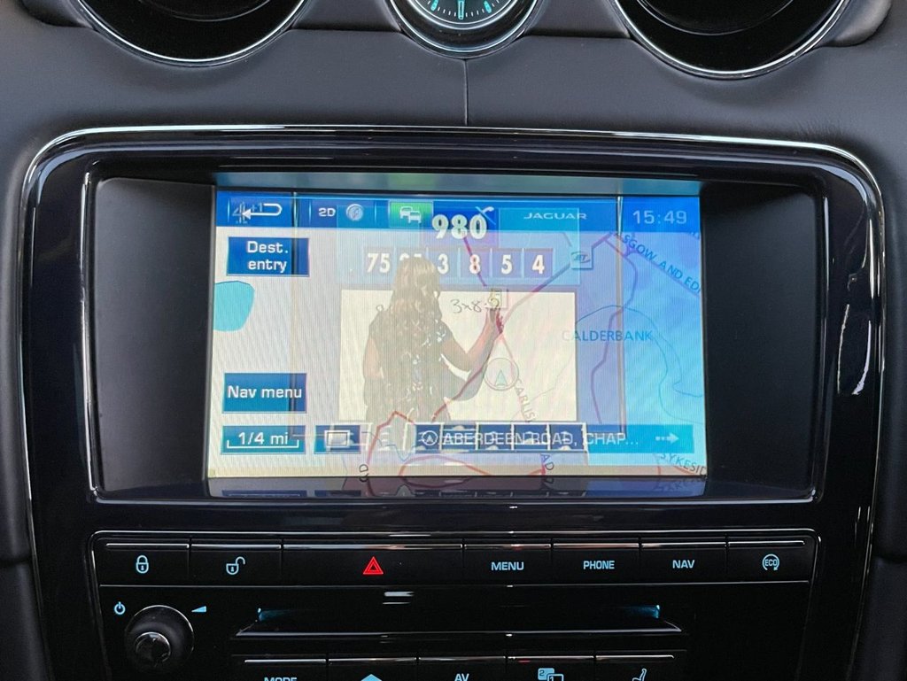 USED 2013 63 JAGUAR XJ 3.0 D V6 PORTFOLIO L 4d 275 BHP 