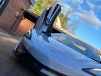 USED 2018 15 MCLAREN 570S 3.8L V8 SSG 2d 562 BHP MSO CERAMIC GREY