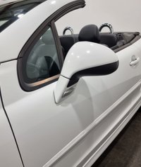 USED 2011 11 PEUGEOT 207 1.6 HDI CC GT 2d 112 BHP Striking Bianca White, Full Extended Black Leather Interior, Cruise Control , Multi Function Steering Wheel
