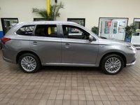 USED 2019 69 MITSUBISHI OUTLANDER 2.4 PHEV DYNAMIC 5d 222 BHP SAT NAV LEATHER CAMERA VAT Q MITSUBISHI WARRANTY TILL NOV 2024
