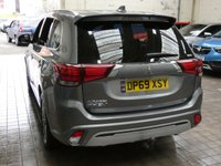 USED 2019 69 MITSUBISHI OUTLANDER 2.4 PHEV DYNAMIC 5d 222 BHP SAT NAV LEATHER CAMERA VAT Q MITSUBISHI WARRANTY TILL NOV 2024
