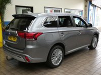 USED 2019 69 MITSUBISHI OUTLANDER 2.4 PHEV DYNAMIC 5d 222 BHP SAT NAV LEATHER CAMERA VAT Q MITSUBISHI WARRANTY TILL NOV 2024