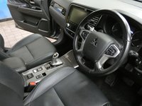 USED 2019 69 MITSUBISHI OUTLANDER 2.4 PHEV DYNAMIC 5d 222 BHP SAT NAV LEATHER CAMERA VAT Q MITSUBISHI WARRANTY TILL NOV 2024