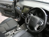 USED 2019 69 MITSUBISHI OUTLANDER 2.4 PHEV DYNAMIC 5d 222 BHP SAT NAV LEATHER CAMERA VAT Q MITSUBISHI WARRANTY TILL NOV 2024