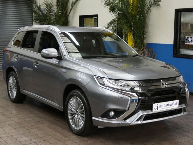 2019 69 Mitsubishi Outlander 2.4 PHEV DYNAMIC 5d 222 BHP