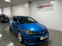 USED 2006 56 VAUXHALL ASTRA 2.0 VXR 3d 240 BHP * HALF LEATHER * PARK SENSORS * PRIVACY * AIR CON * 18" ALLOYS * 15 MAIN DEALER SERVICES *