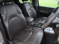 USED 2012 12 NISSAN NAVARA 2.5 DCI TEKNA 4X4 DCB 188 BHP www.suffolkcarcentre.co.uk - Located at Ilketshall