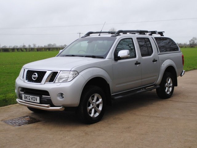 2012 12 Nissan Navara 2.5 DCI TEKNA 4X4 DCB 188 BHP