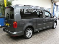 USED 2018 18 VOLKSWAGEN CADDY MAXI 2.0 C20 LIFE TDI 5d 101 BHP WAV VEHICLE WHEEL CHAIR ACCESS 5 SEATS AIR CON CRUISE PARKING SENSORS