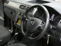 USED 2018 18 VOLKSWAGEN CADDY MAXI 2.0 C20 LIFE TDI 5d 101 BHP WAV VEHICLE WHEEL CHAIR ACCESS 5 SEATS AIR CON CRUISE PARKING SENSORS