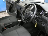 USED 2018 18 VOLKSWAGEN CADDY MAXI 2.0 C20 LIFE TDI 5d 101 BHP WAV VEHICLE WHEEL CHAIR ACCESS 5 SEATS AIR CON CRUISE PARKING SENSORS