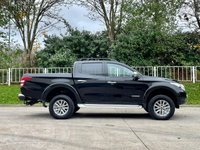USED 2017 66 MITSUBISHI L200 2.4 DI-D 4WD WARRIOR DCB 178 BHP ** NO VAT * *  SAT NAV ** LOW MILES
