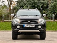 USED 2017 66 MITSUBISHI L200 2.4 DI-D 4WD WARRIOR DCB 178 BHP ** NO VAT * *  SAT NAV ** LOW MILES