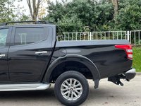 USED 2017 66 MITSUBISHI L200 2.4 DI-D 4WD WARRIOR DCB 178 BHP ** NO VAT * *  SAT NAV ** LOW MILES