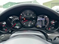 USED 2017 17 PORSCHE 911 3.0 CARRERA PDK 2d 364 BHP F/P/S/H, Over 18,k Extras