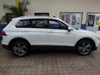 USED 2019 19 VOLKSWAGEN TIGUAN 1.5 SEL TSI EVO DSG 5d 148 BHP SAT NAV PANORAMIC SUNROOF PARKING SENSORS 1 OWNER 6 MONTHS GOLD WARRANTY