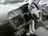 USED 2019 19 VOLKSWAGEN TIGUAN 1.5 SEL TSI EVO DSG 5d 148 BHP SAT NAV PANORAMIC SUNROOF PARKING SENSORS 1 OWNER 6 MONTHS GOLD WARRANTY