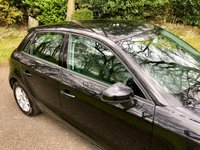 USED 2012 12 AUDI A1 1.2 SPORTBACK TFSI SE 5d 86 BHP ONLY 1 OWNER//X12 AUDI MAIN DEALER/SPECIALIST SERVICE STAMPS//30 POUND ROAD TAX//REMOTE CENTRAL LOCKING\\\STUNNING SERVICE HISTORY//JUST SERVICED WITH X2 NEW TYRES ,EXHAUST AND NEW MOT JUST DONE 86 BHP ONLY 1 OWNER//X11 AUDI MAIN DEALER/SPECIALIST SERVICE STAMPS///REMOTE CENTRAL LOCKING