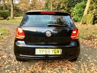 USED 2010 59 VOLKSWAGEN POLO 1.2 MODA A/C 5d 70 BHP AIRCON//ALLOYS//X4 AIRBAGS//REMOTE CENTRAL LOCKING//FRONT FOG LIGHTS//X4 ELECTRIC WINDOWS AND MIRRORS//AUX-IN//PRIVICEY GLASS MODA A/C 5d 70 BHP AIRCON//ALLOYS//X4 AIRBAGS//REMOTE CENTRAL LOCKING//FRONT FOG LIGHTS//X4 ELECTRIC WINDOWS AND MIRRORS//AUX-IN//PRIVACY GLASS