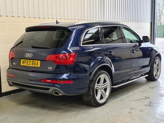View our AUDI Q7