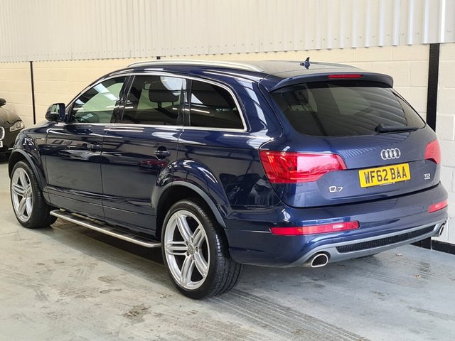 View our AUDI Q7