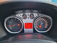 USED 2010 10 FORD FOCUS 2.0 CC3 2d 144 BHP 