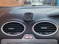 USED 2010 10 FORD FOCUS 2.0 CC3 2d 144 BHP 