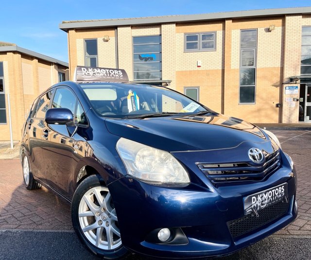 2010 60 Toyota Verso 2.2 TR D-CAT  5d 148 BHP