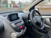USED 2011 61 TOYOTA AYGO 1.0 VVT-I GO 5d 67 BHP 