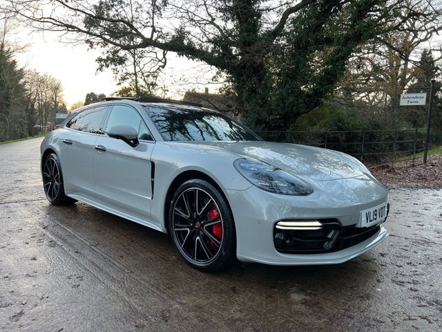 2019 19 Porsche Panamera 4.0 TURBO SPORT TURISMO PDK 5d 543 BHP