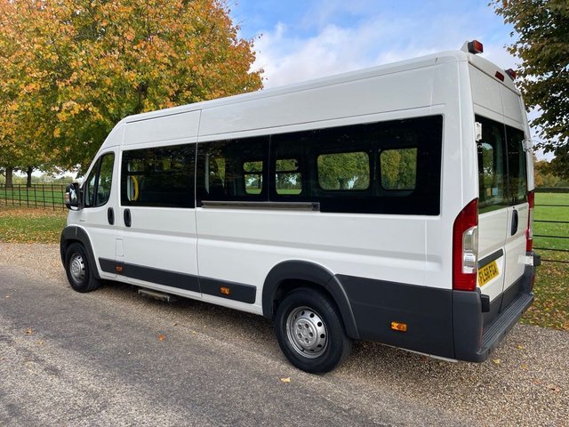 View our CITROEN RELAY