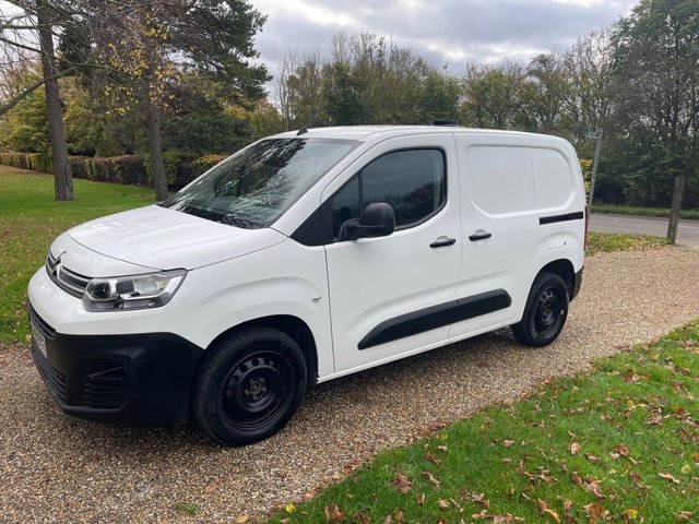 View our CITROEN BERLINGO