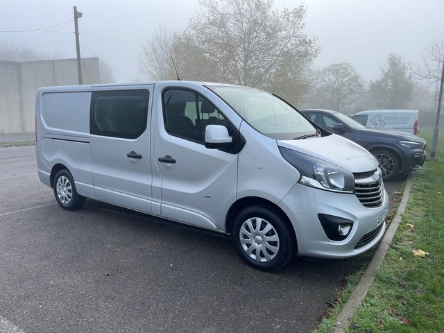 View our VAUXHALL VIVARO