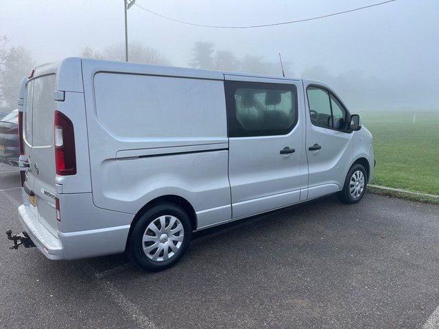 View our VAUXHALL VIVARO