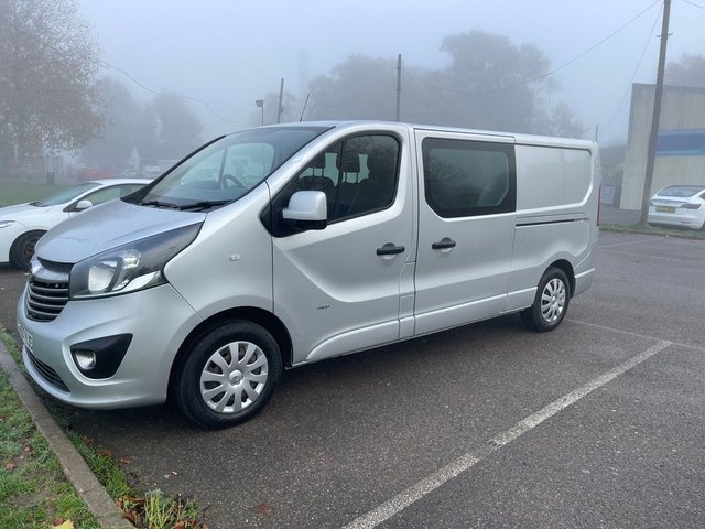 View our VAUXHALL VIVARO
